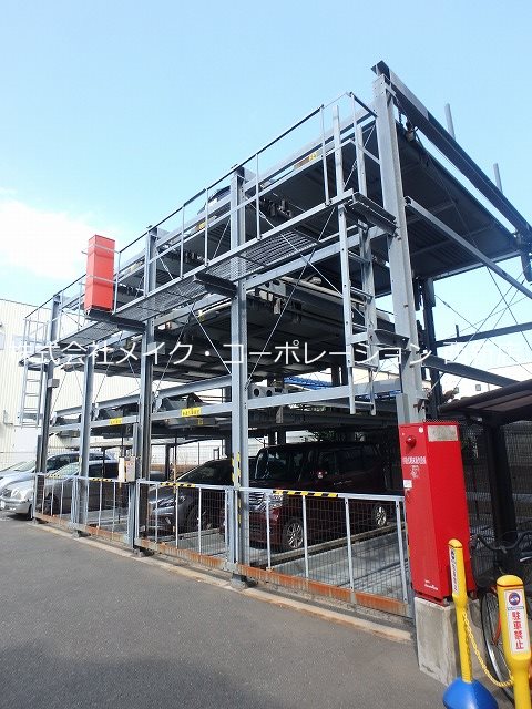 ステイツ姪浜駅前 駐車場