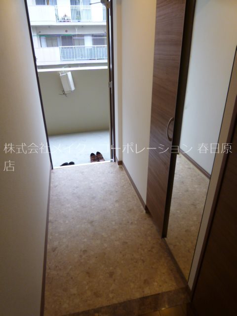 アム・シューレ 玄関