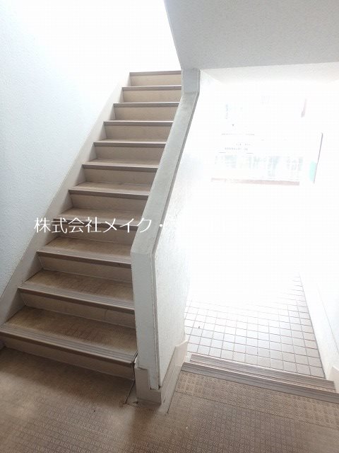 他共有部分 ホワイトハウス干隈 その他外観1