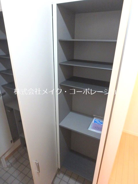 玄関 NEWメイプル原~駐車場無料~ その他8