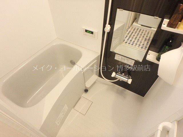 ヴァーティカルプレイス吉塚 風呂画像