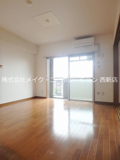 プレジデント白水Ⅱ リビング