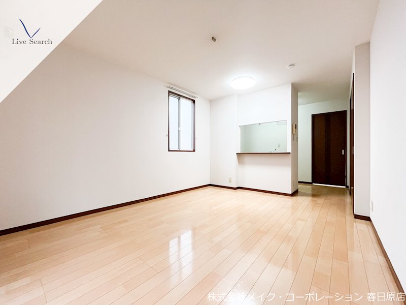 アンスリーゼ大城C棟 リビング