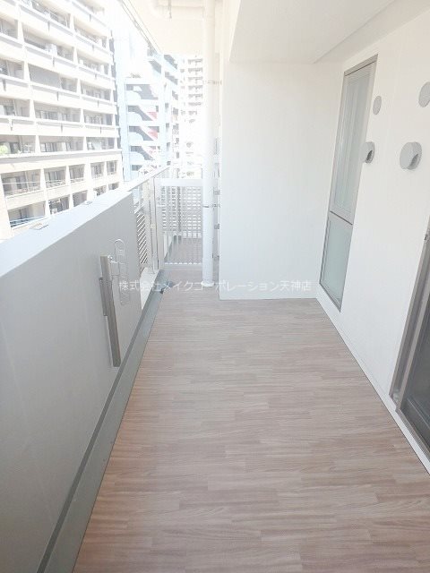 ザ・パークハウス天神今泉 ベランダ