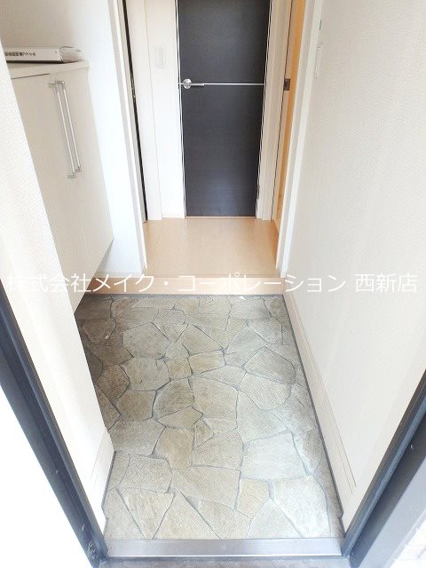 セゾンランタナ 玄関