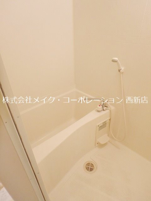 リブレア七隈駅前A棟 風呂画像