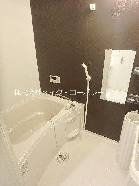 クレアモント~駐車場無料~ 風呂画像