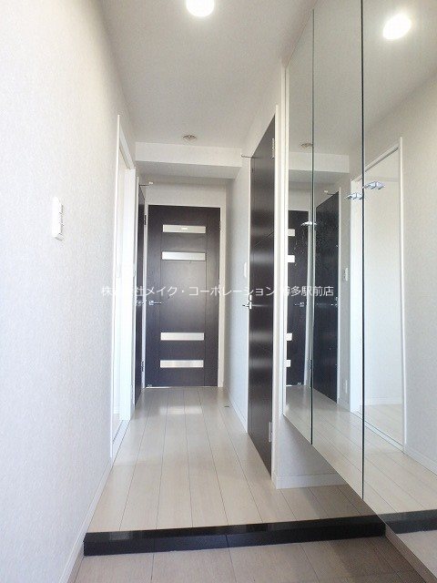 玄関 アクタス博多アネックス 玄関