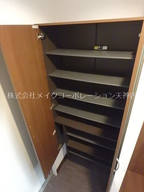アルバ桜坂 玄関