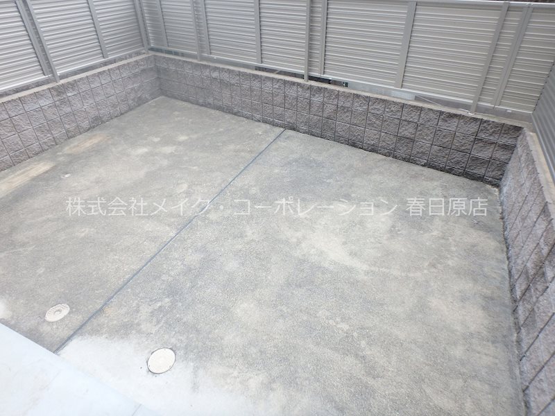 写真は同型タイプ シャーメゾンウィステリア ベランダ