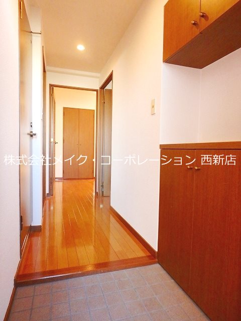 玄関 大産鳥飼マンションA棟 玄関