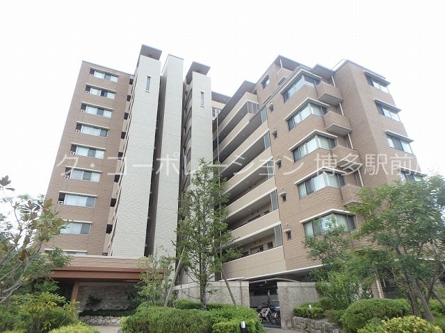 アメックス博多筑紫通り 外観