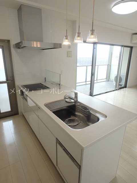 キッチン アメックス博多筑紫通り キッチン