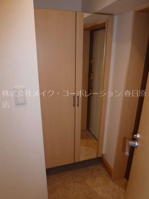 写真は同型タイプ フォレスタ春日 玄関