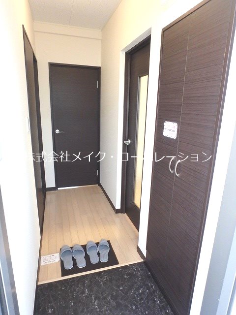 アーバンアローズ地行 玄関