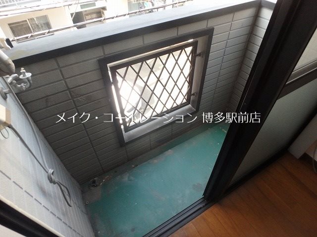 クレセント博多 ベランダ