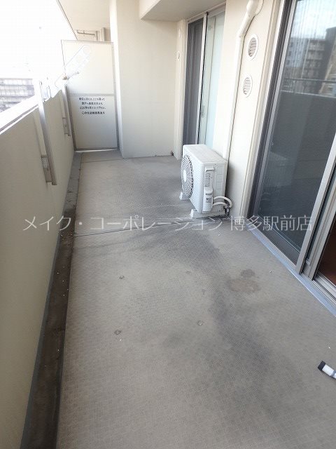 ジオ・イニシア博多駅前 ベランダ