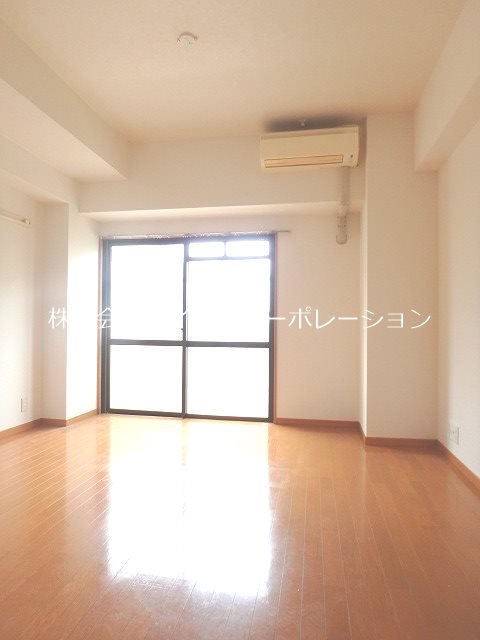 プラネット室見～ネット無料～ リビング