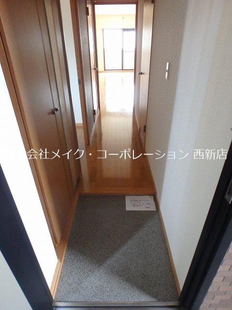 ヴィルヌーブ 玄関