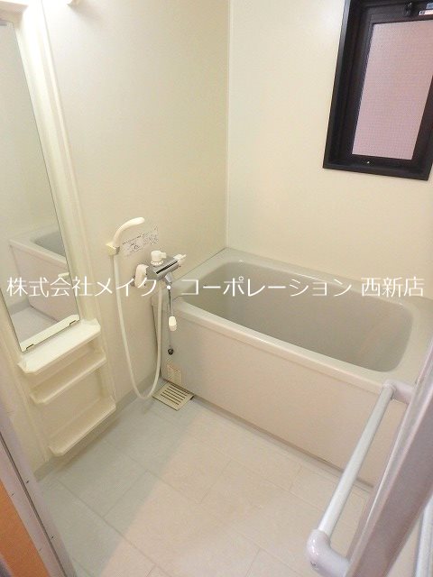 ヴィルヌーブ 風呂画像