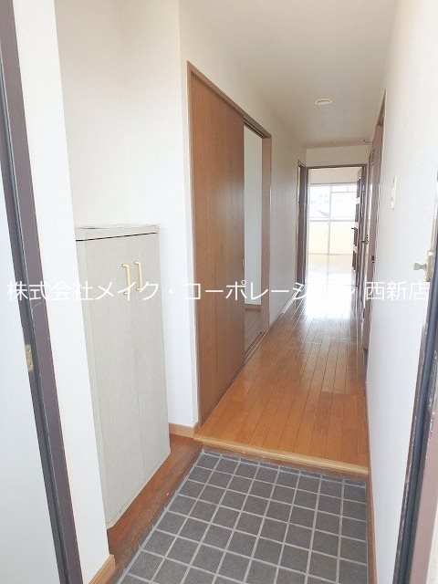 Arzu　Frame(旧クリーンゴールド) 玄関