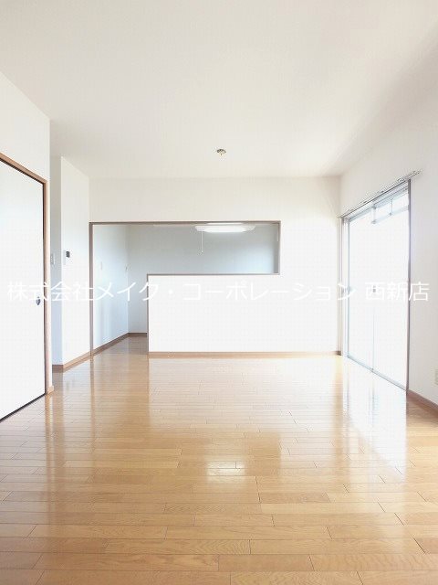 Arzu　Frame(旧クリーンゴールド) リビング