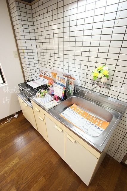 エリーナハイツ西新東Ⅱ キッチン