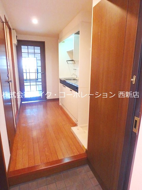 玄関 大産鳥飼マンションC棟 玄関