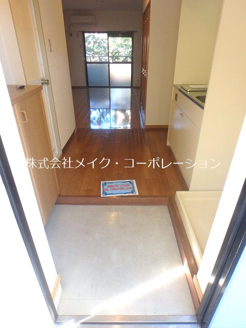 ルエメゾンロワール西新 玄関