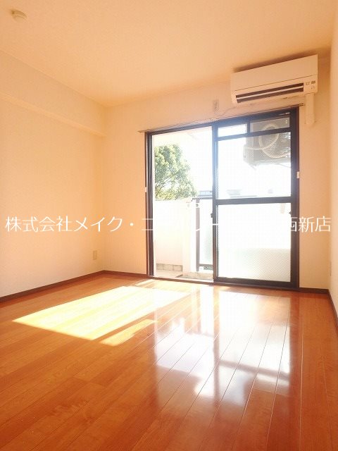 ジュパール別府～ネット無料～ リビング