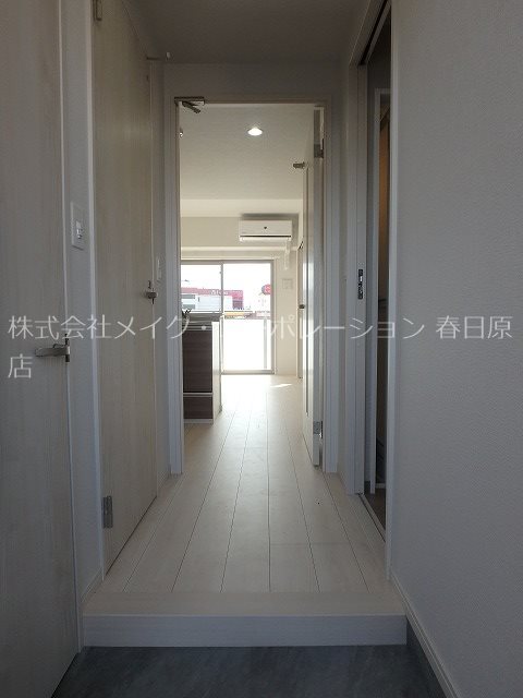 春日コンドミニアム 玄関