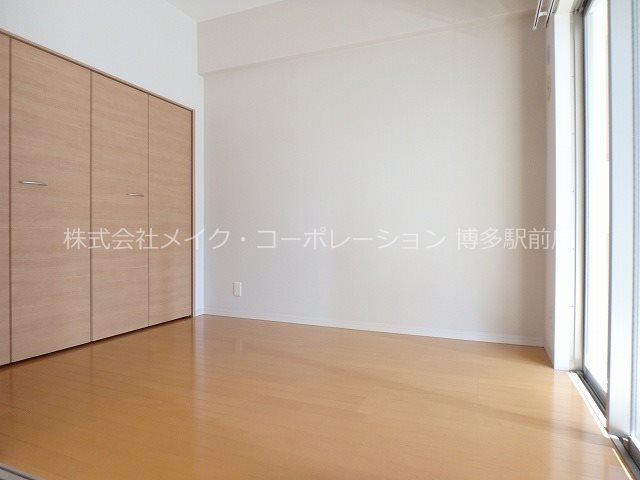 ウインステージ博多駅南 ベッドルーム