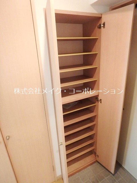 玄関 グロリアス西新~駅近マンション~ その他6