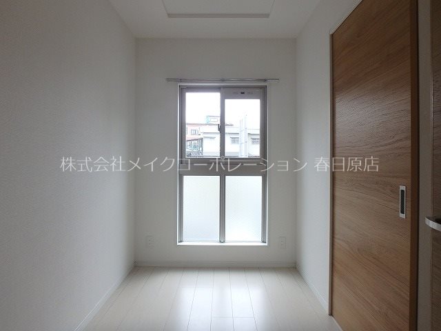 写真は同型タイプ LIFEFIELD警弥郷 ベッドルーム