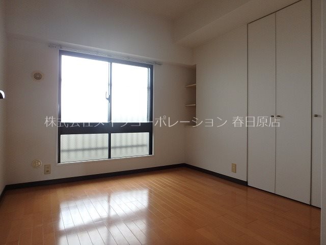 写真は同型タイプ パーク・ノヴァ春日中央 その他1