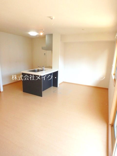 リビング グローリアM A棟【オール電化】 リビング