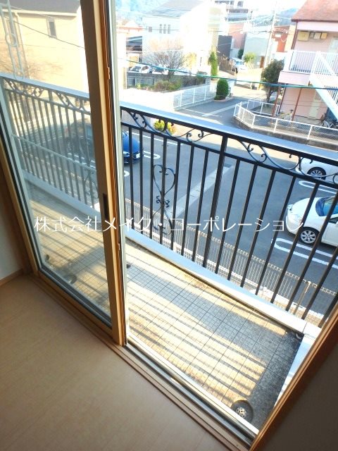 ベランダ グローリアM A棟【オール電化】 ベランダ