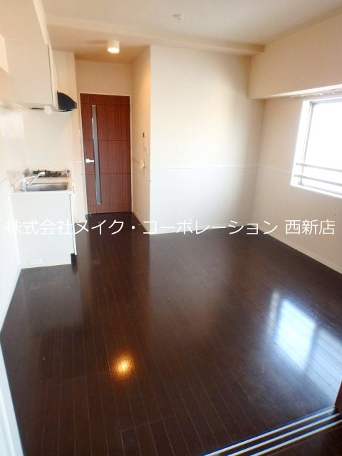 F・PARC西新 リビング