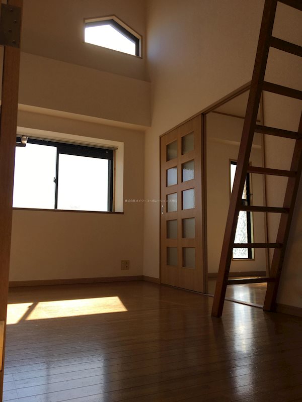 ルネスロワール天神サウス リビング