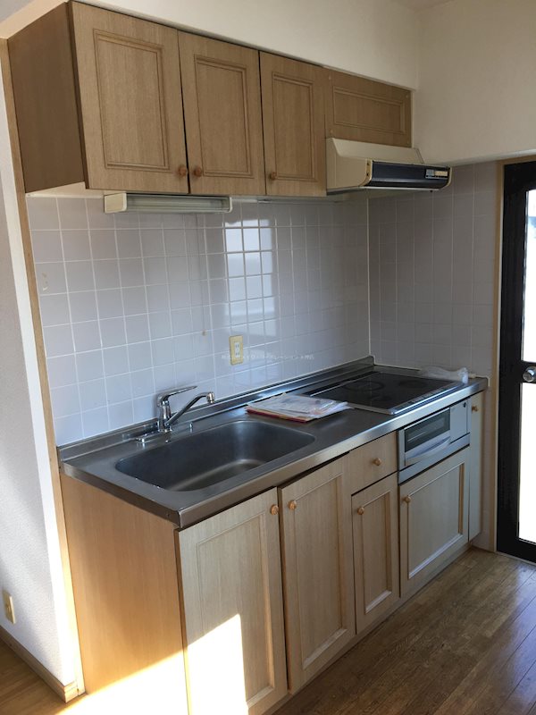 ルネスロワール天神サウス キッチン