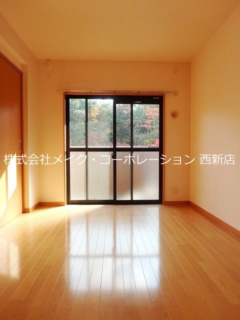 マ・テール城南 ベッドルーム