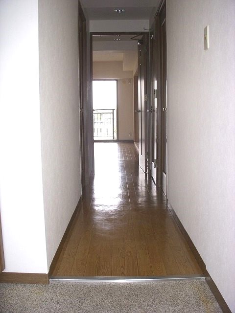サンセーヌ百道 玄関