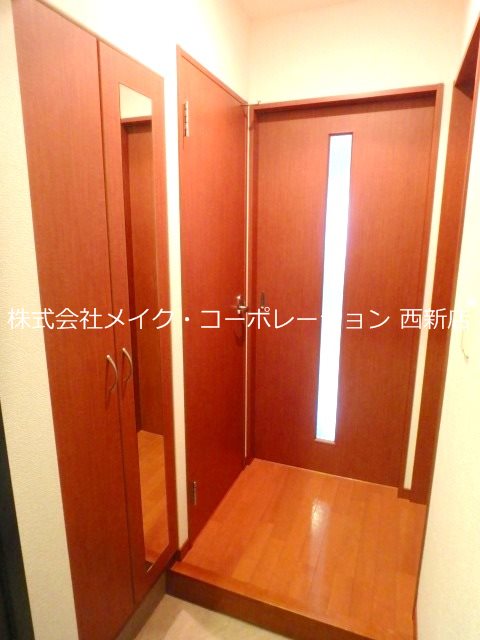グランフォーレ西新ＡＮＮＥＸ 玄関
