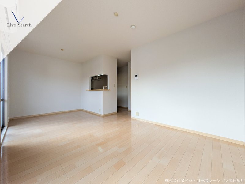 フローラルコートC棟 リビング