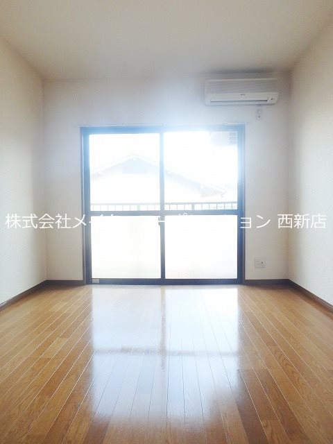 オートアール城南～ネット無料～ リビング
