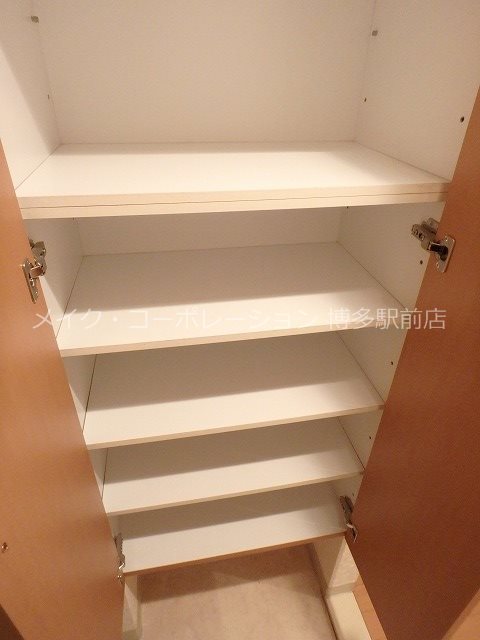 ボルゲーゼ駅南 玄関