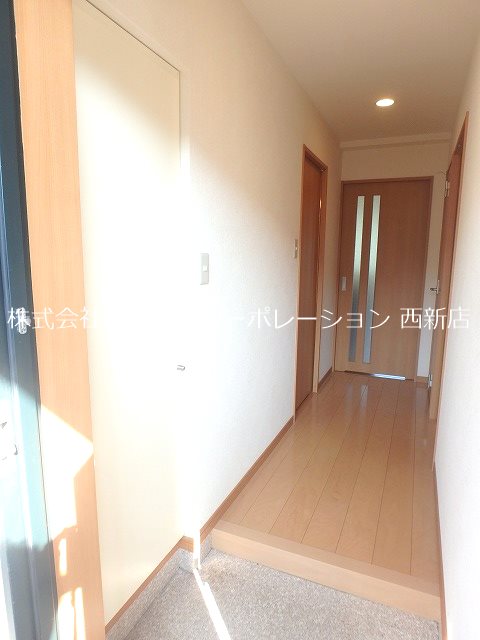 アンバーサルM 玄関