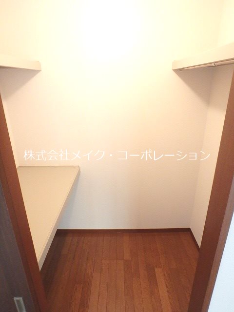 収納 フルールB棟~ネット無料~ その他4