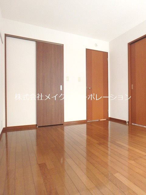 ベッドルーム フルールB棟~ネット無料~ その他13