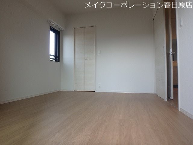 ルッシェ春日公園 ベッドルーム